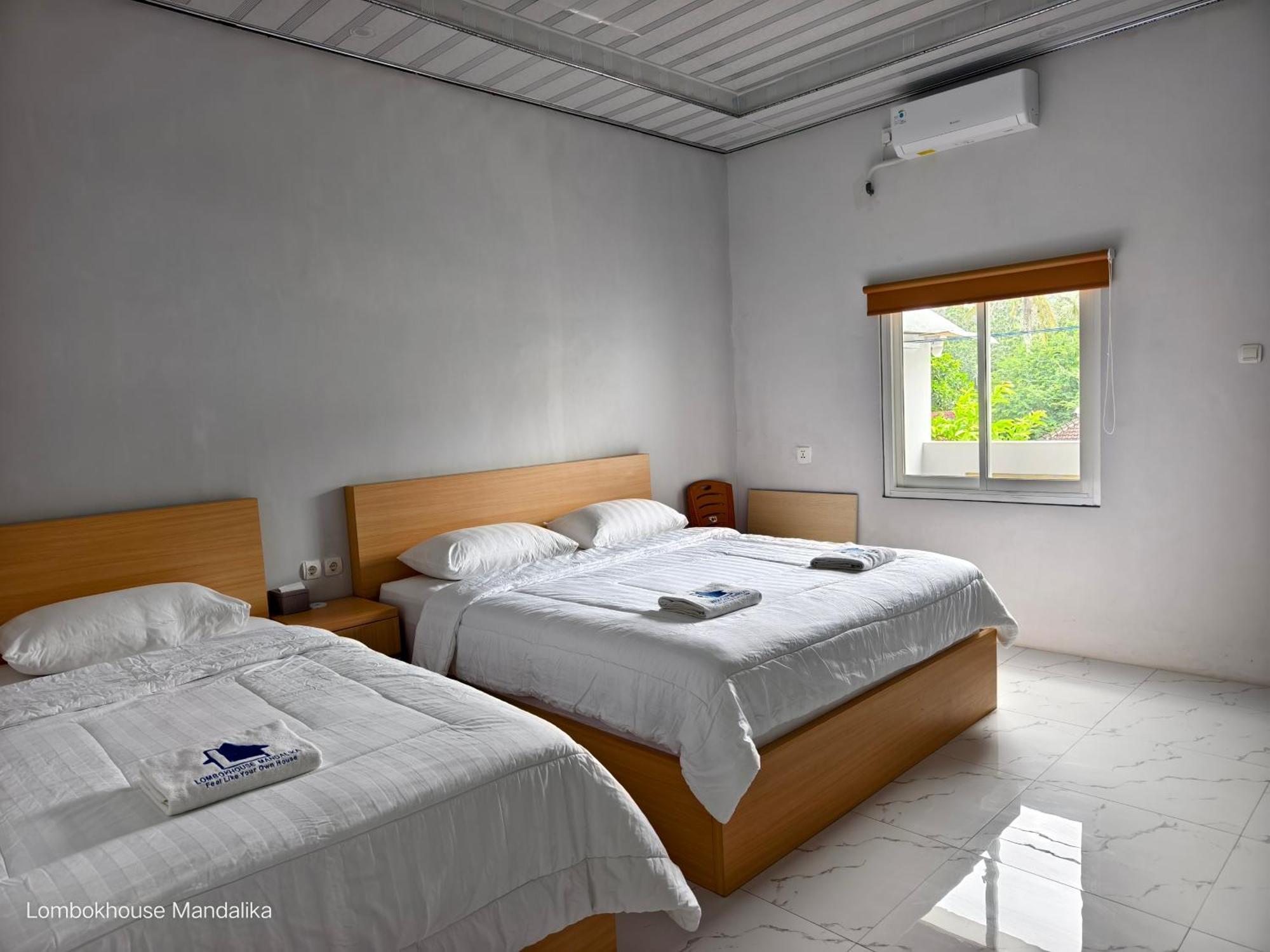 Lombokhouse Mandalika Hotel Kuta  Exterior photo